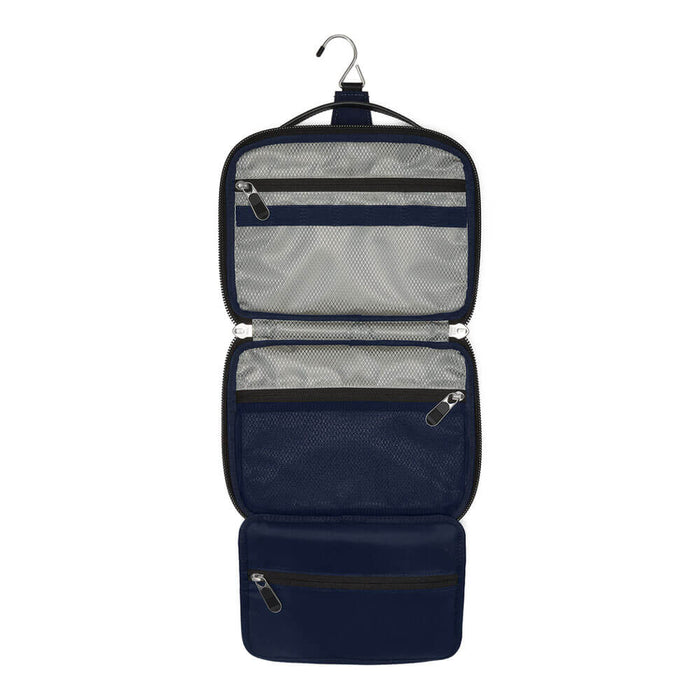 Club Glove Tour Hanging Toiletry Bag