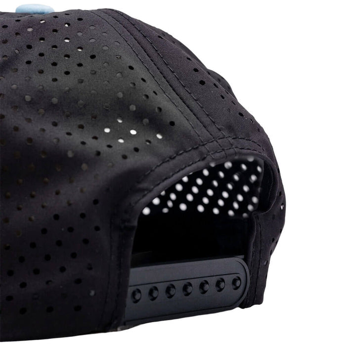 Golfio - Pins & Aces Black Cock Perforated Rope Golf Cap Black - 26 Men