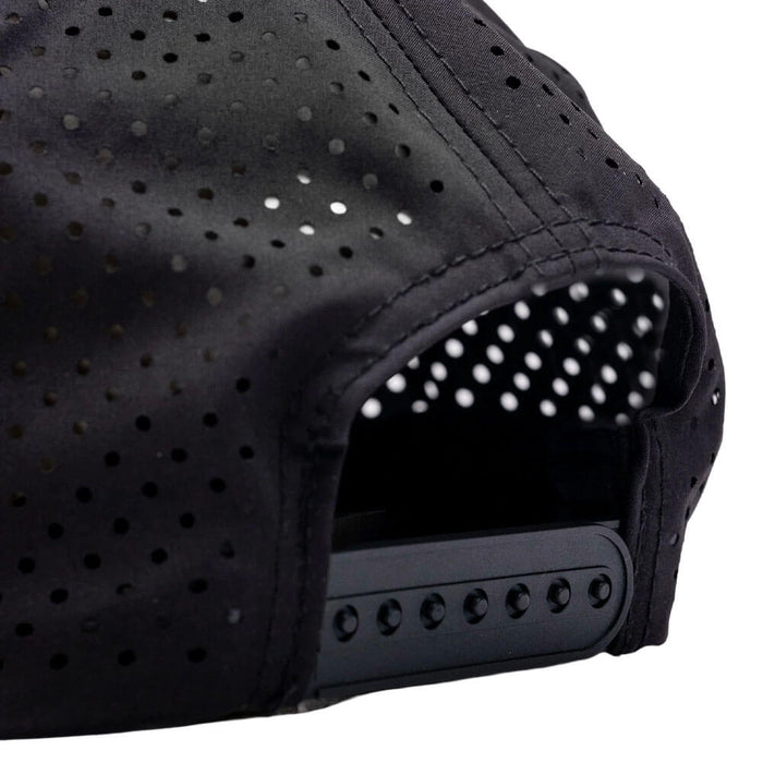 Golfio - Pins & Aces Kraken Perforated Rope Golf Cap Black - 26 Men